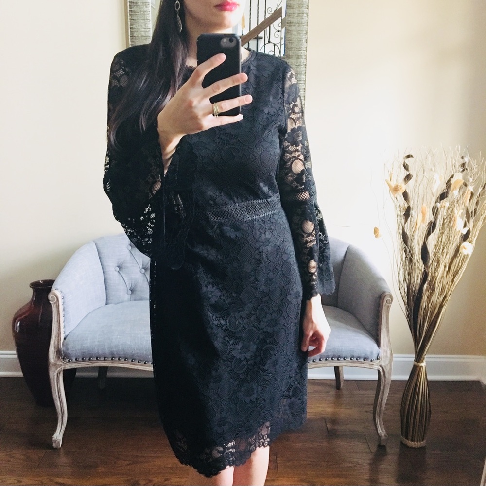 ✨NEW✨ Isaac Mizrahi Lace Dress